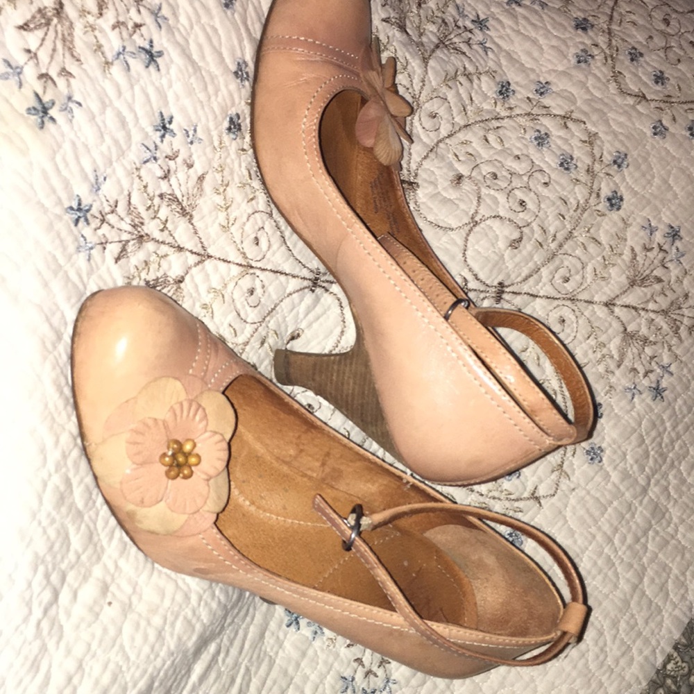 Naya pink flower heels